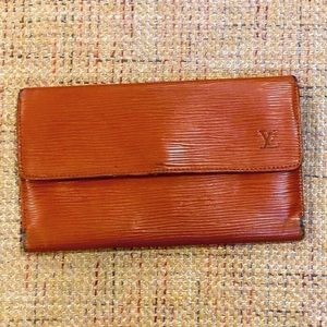 LOUIS VUITTON Kenyan Fawn EPI Leather Sarah International Long Trifold Wallet
